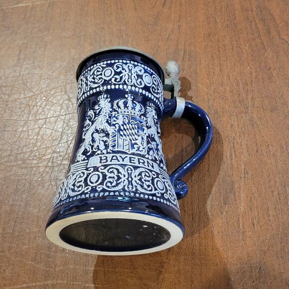 Vintage Bavaria Bayern Ceramic Stein with Rein Zinn Pewter Lid. - Picture 7 of 10